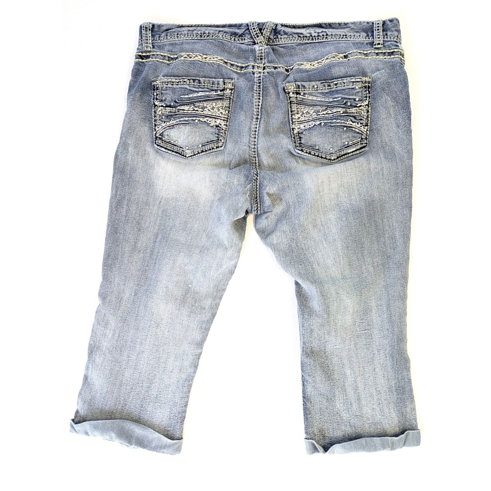 Maurices Womens Distressed Capri Jeans Light Wash Embellished Pockets 18 REG - Picture 2 of 7